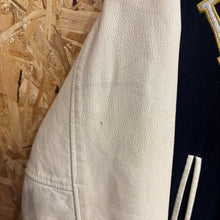 Carica l'immagine nel visualizzatore di Gallery, Chaqueta Varsity Real Madrid 90’s Gokyo Vintage - M/L
