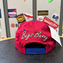Load image into Gallery viewer, Gorra Looney Tunes FC Barcelona 90s Corner Vintage
