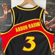 Cargar imagen en el visor de la galería, Camiseta Atlanta Hawks 2003 Rewind ‘88 Abdur-Rahim #3 Nike Vintage - L/XL
