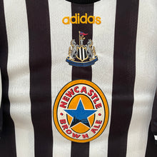 Load image into Gallery viewer, Camiseta Newcastle United FC 1997-99 Home Adidas Vintage - L/XL
