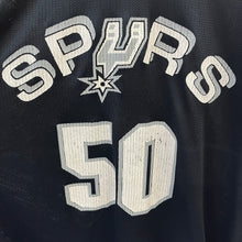 Cargar imagen en el visor de la galería, Camiseta San Antonio Spurs 1993-94 Road David Robinson #50 Champion Vintage - S/M
