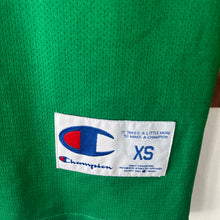 Cargar imagen en el visor de la galería, Camiseta Boston Celtics 20004-08 Road Paul Pierce #33 Champion Vintage - XS/S
