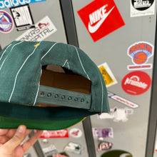 Carica l&#39;immagine nel visualizzatore di Gallery, BNWT Gorra Oakland Athletics 90s Drew Pearson Vintage

