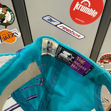 Cargar imagen en el visor de la galería, Gorra Charlotte Hornets Starter Vintage 90s
