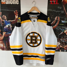 Carregar imagem no visualizador da galeria, Camiseta Boston Bruins 2007-08 Road Reebok - L/XL
