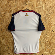 Carica l'immagine nel visualizzatore di Gallery, Camiseta Bolton Wanderers 2020-21 Home Macron - M/L
