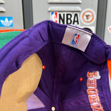 Carica l&#39;immagine nel visualizzatore di Gallery, BNWT Gorra Phoenix Suns 90s Vintage
