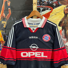 Cargar imagen en el visor de la galería, Camiseta Bayern Munich 1997-99 Home Basler #14 Adidas Vintage - XL/XXL
