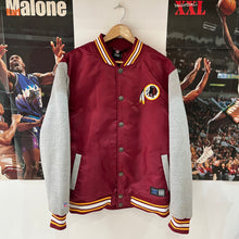 Load image into Gallery viewer, Chaqueta Bomber Washington Redskins Team Apparel Y2K - M/L
