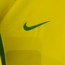 Cargar imagen en el visor de la galería, Camiseta Brasil 2002 Home Nike Vintage - L/XL
