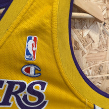 Charger l'image dans la galerie, Camiseta Los Angeles Lakers Home 2008/09 Pau Gasol #16 Champion Vintage - L YOUTH
