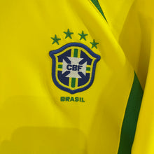 Cargar imagen en el visor de la galería, Camiseta Brasil 2002 Home Nike Vintage - L/XL
