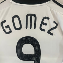 Carregar imagem no visualizador da galeria, Camiseta Alemania 2008 Home Mario Gómez #9 Adidas - L/XL
