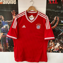 Carregar imagem no visualizador da galeria, Camiseta Bayern Munich 2013-14 Home Adidas - M/L
