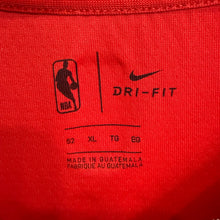 Cargar imagen en el visor de la galería, Camiseta Atlanta Hawks Road 2021/22 Trae Young #11 Nike - L/XL
