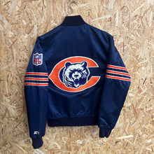 Load image into Gallery viewer, Chaqueta Bomber Satinada Chicago Bears 1991 Starter Vintage - XS/S
