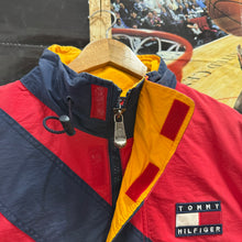 Cargar imagen en el visor de la galería, Chaqueta Tommy Hilfiger 90’s Vintage - S/M
