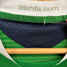 Carregar imagem no visualizador da galeria, Camiseta Irlanda del Norte 2008-10 Home Umbro - S/M
