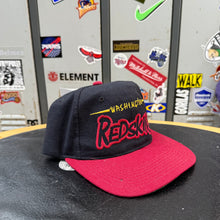 Carregar imagem no visualizador da galeria, Gorra Washington Redskins 90s Starter Vintage
