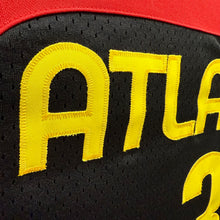 Cargar imagen en el visor de la galería, Camiseta Atlanta Hawks Rewind’74 2003 Shareef Abdur-Rahim #3 Nike Vintage - S/M
