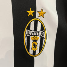 Cargar imagen en el visor de la galería, Camiseta Juventus 2003-04 Home Nike Vintage - M/L
