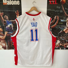 Cargar imagen en el visor de la galería, Camiseta All Star Los Angeles 2004 Yao Ming #11 Reebok Vintage - XXL/3XL
