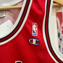 Cargar imagen en el visor de la galería, Camiseta Chicago Bulls 2004-06 Road Tyson Chandler #3 Champion Vintage - XL/XXL
