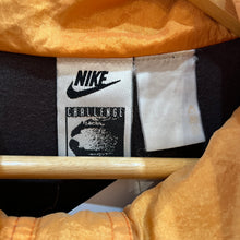 Lade das Bild in den Galerie-Viewer, Chaqueta Ligera Nike Challenge Court Vintage Late 90’s - M/L
