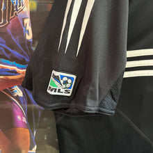 Cargar imagen en el visor de la galería, BNWOT Camiseta DC United 2004-05 Home Adidas Vintage - L/XL
