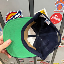 Carregar imagem no visualizador da galeria, BNWT Gorra Boston Red Sox Early 90s AMCAP Vintage
