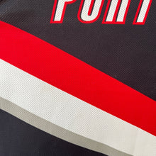 Load image into Gallery viewer, Camiseta Portland Teail Blazers Road 2009-10 Rudy Fernández #5 Champion Vintage - L/XL
