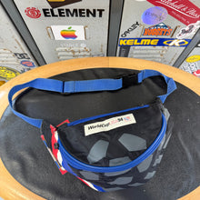 Cargar imagen en el visor de la galería, Riñonera Mundial USA ‘94 Fanny Pack 1994 Vintage
