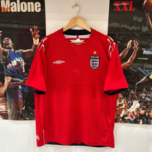 Cargar imagen en el visor de la galería, Camiseta Inglaterra 2004 Away Umbro Vintage - L/XL
