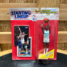 Load image into Gallery viewer, BNIB Figura Alonzo Mourning Charlotte Hornets Starting Lineup 1993 Vintage
