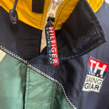 Cargar imagen en el visor de la galería, Chaqueta Tommy Hilfiger Sailing Gear Vintage 90’s - M/L
