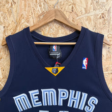 Carregar imagem no visualizador da galeria, BNWOT Camiseta Memphis Grizzlies Road 2004/05 Pau Gasol #16 Reebok Authentic Vintage - XL/XXL

