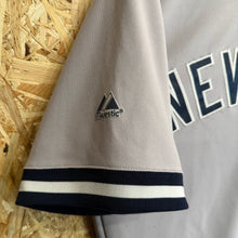 Lade das Bild in den Galerie-Viewer, Beisbolera New York Yankees Robinson Canó #24 2012/13 Road Majestic Vintage- M/L

