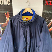 Cargar imagen en el visor de la galería, Chaqueta Reversible Tommy Hilfiger Sailing Gear Vintage 90’s - M/L
