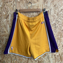 Cargar imagen en el visor de la galería, Pantalón Corto Los Angeles Lakers 2000-03 Home Champion Vintage - XL/XXL
