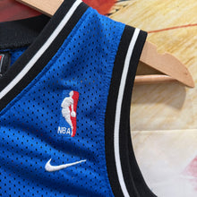 Load image into Gallery viewer, Camiseta Orlando Magic Road 2000/04 Tracy McGrady #1 Nike Vintage - M YOUTH
