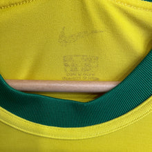 Cargar imagen en el visor de la galería, Camiseta Brasil 2000 Home Nike Vintage - L/XL
