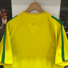 Cargar imagen en el visor de la galería, Camiseta Brasil 2002 Home Nike Vintage - L/XL
