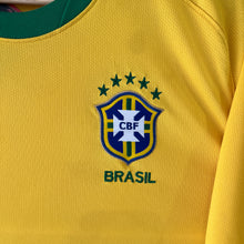 Cargar imagen en el visor de la galería, Camiseta Brasil 2010 Home Nike - L/XL
