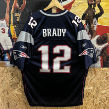 Cargar imagen en el visor de la galería, Camiseta New England Patriots 2005-07 Home Tom Brady #12 Reebok Vintage - XXL/3XL
