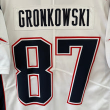 Cargar imagen en el visor de la galería, Camiseta New England Patriots 2017 Road Rob Gronkowski #87 Nike - M/L
