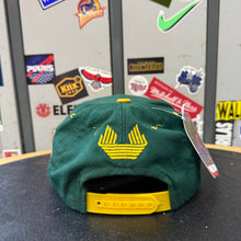 Cargar imagen en el visor de la galería, Gorra Green Bay Packers 90s Clutch Player Vintage
