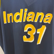 Cargar imagen en el visor de la galería, Camiseta Indiana Pacers 1991-92 Road Reggie Miller #31 Champion Vintage - L/XL
