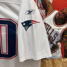 Cargar imagen en el visor de la galería, Camiseta New England Patriots Early 00s Road Troy Brown #80 Reebok Vintage - XL/XXL
