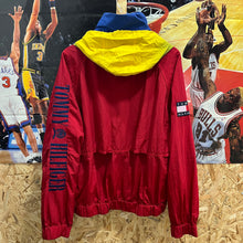 Cargar imagen en el visor de la galería, Chaqueta Tommy Hilfiger Spellout Early/Mid 90’sVintage - L/XL
