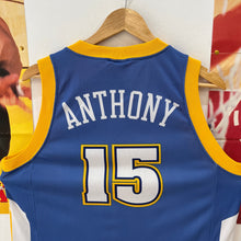 Cargar imagen en el visor de la galería, Camiseta Denver Nuggets Road 2003-04 Carmelo Anthony #15 Champion Vintage - M/L
